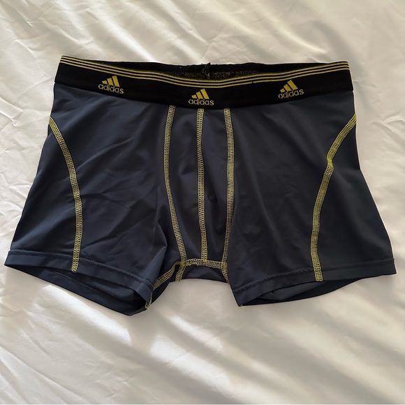 Mens Adidas Compression Shorts - Picture 1 of 3